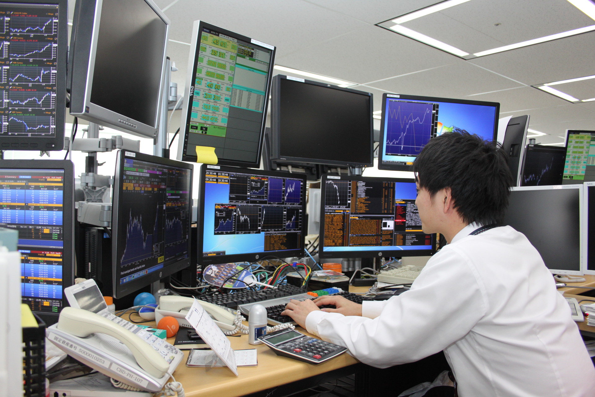 グローバルなコモディティトレードを通じて付加価値の創造を追求する | 住友商事