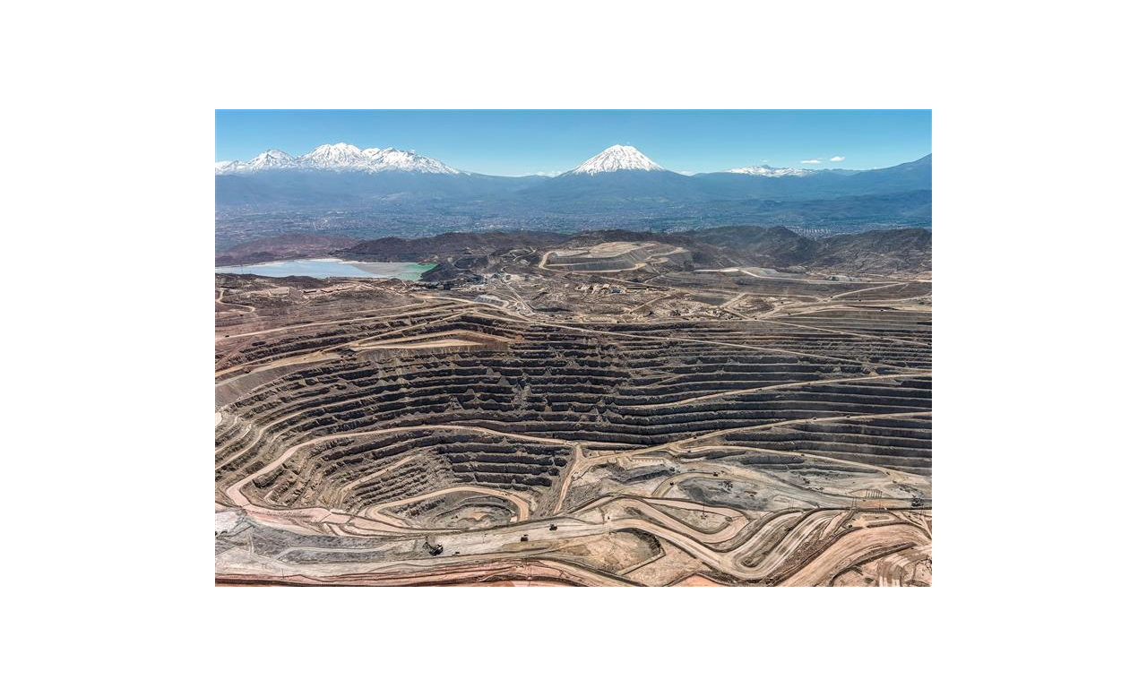 鉱山経営に参画し 銅を安定的に供給し続ける 住友商事