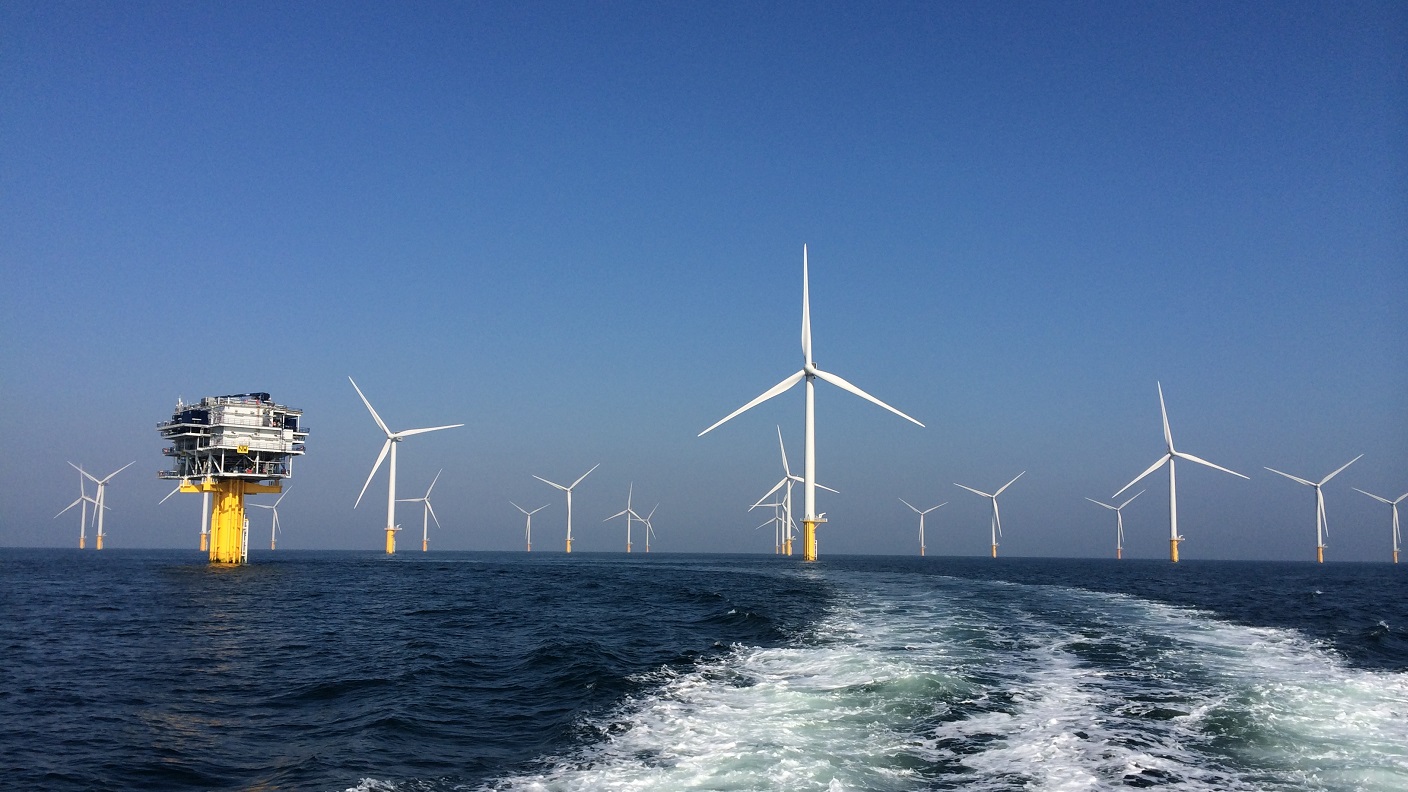 世界 最大 の 洋上 風力 発電 所